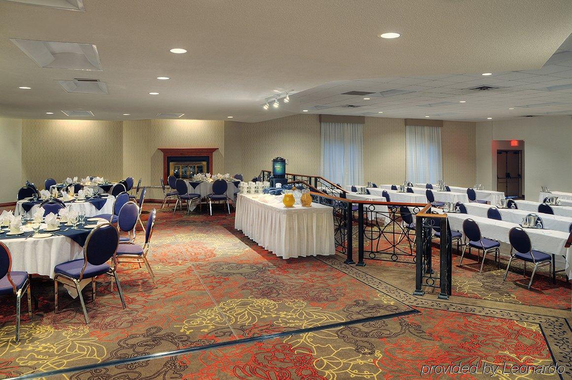 Holiday Inn Guelph Hotel & Conference Centre, An Ihg Hotel Съоръжения снимка