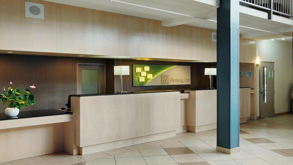 Holiday Inn Guelph Hotel & Conference Centre, An Ihg Hotel Екстериор снимка