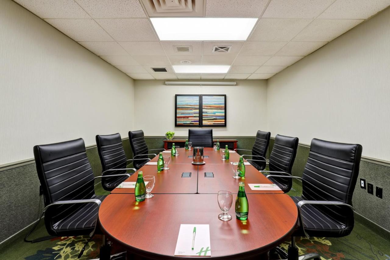 Holiday Inn Guelph Hotel & Conference Centre, An Ihg Hotel Екстериор снимка